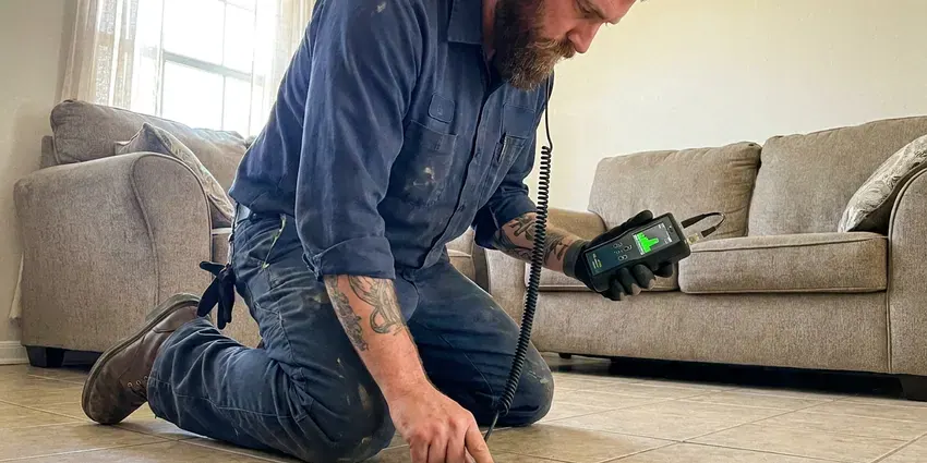 HRL Plumbing technician providing drainage services in Columbus
